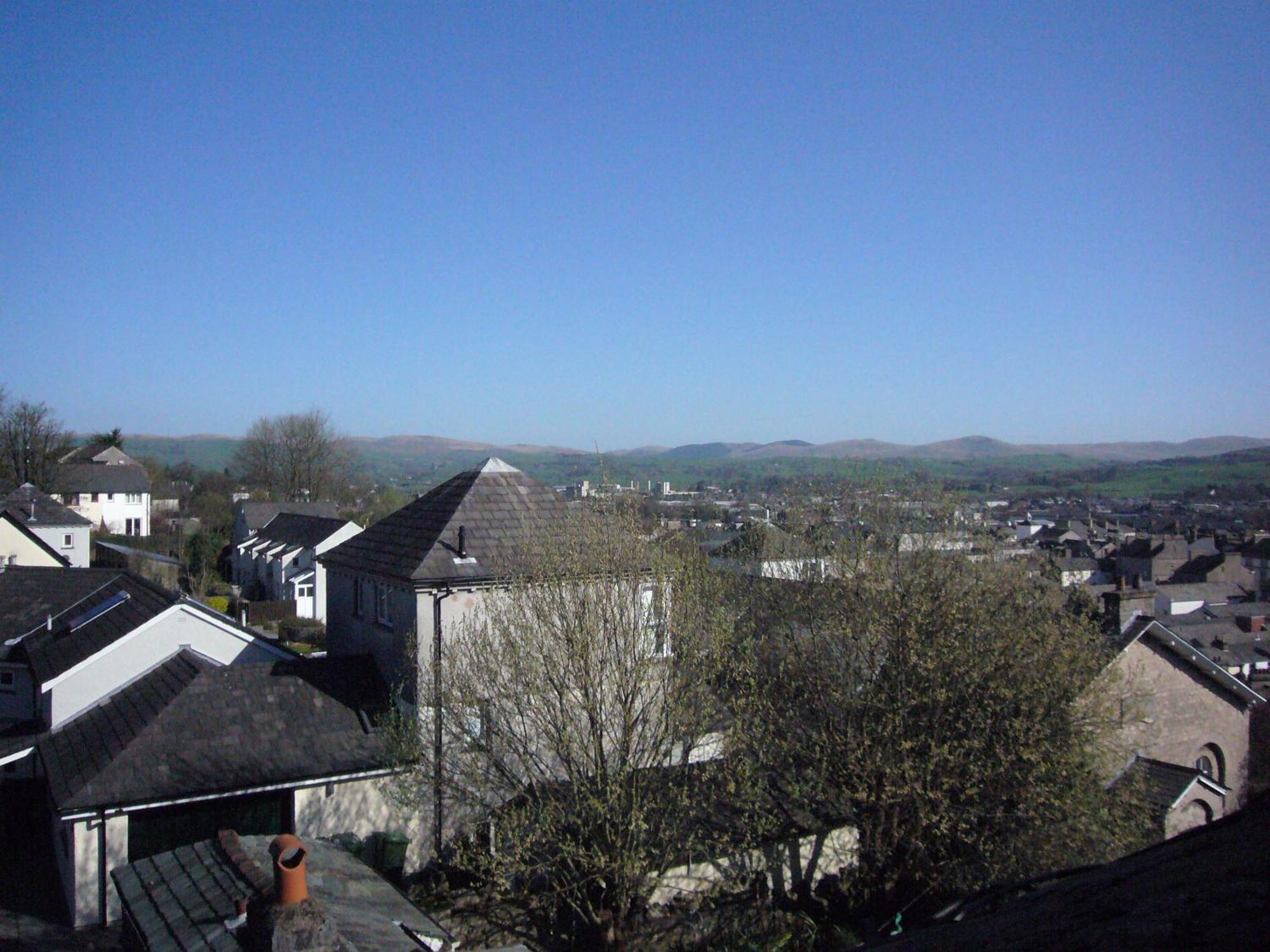 Bed and breakfast Hillside 4*